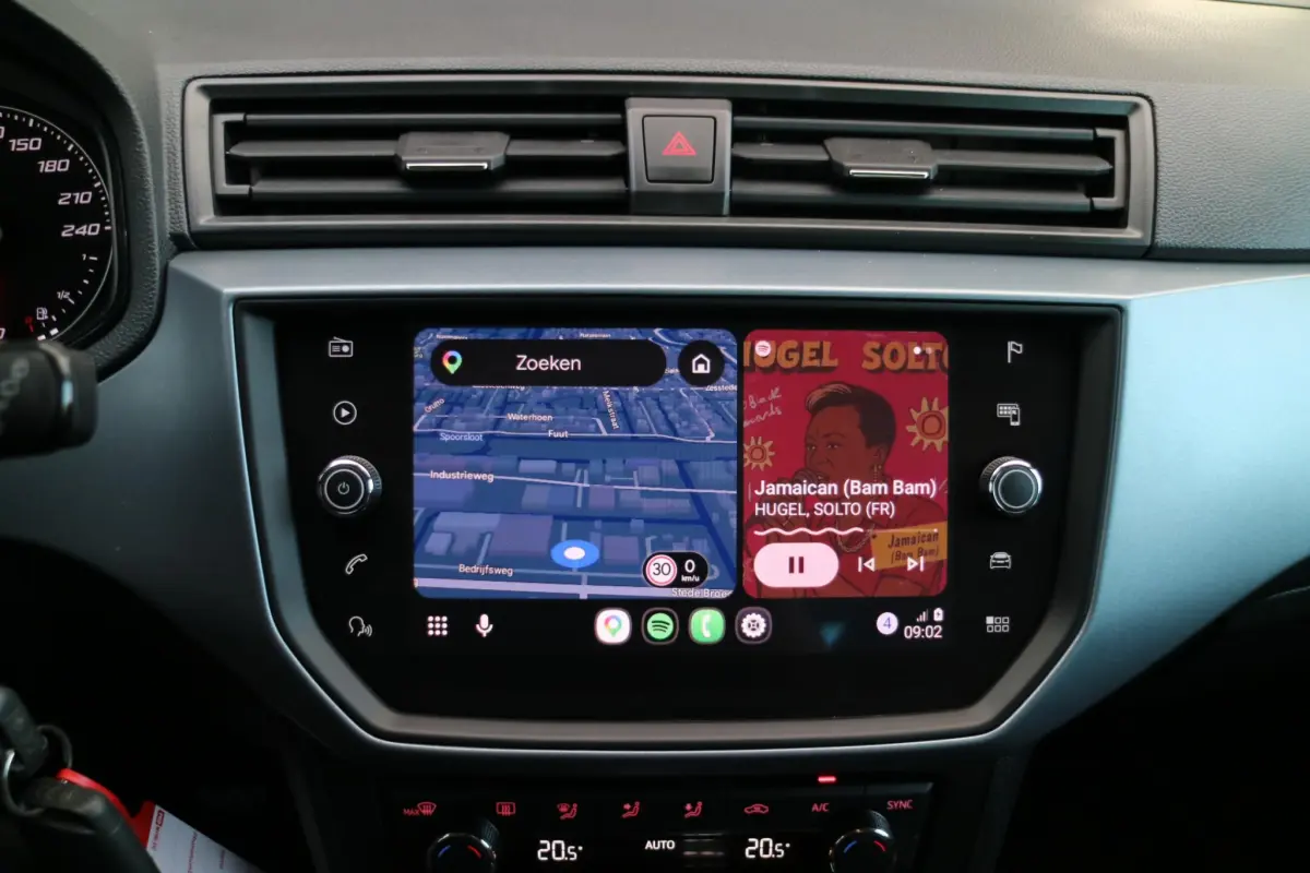 Arona 1.0 TSI Xcellence | Carplay | Camera | Trekhaak! |