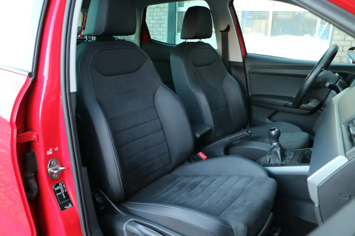Arona 1.0 TSI Xcellence | Carplay | Camera | Trekhaak! |