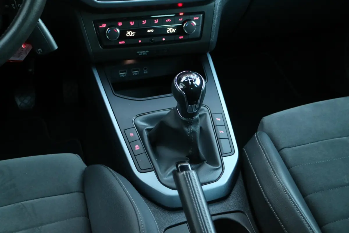 Arona 1.0 TSI Xcellence | Carplay | Camera | Trekhaak! |