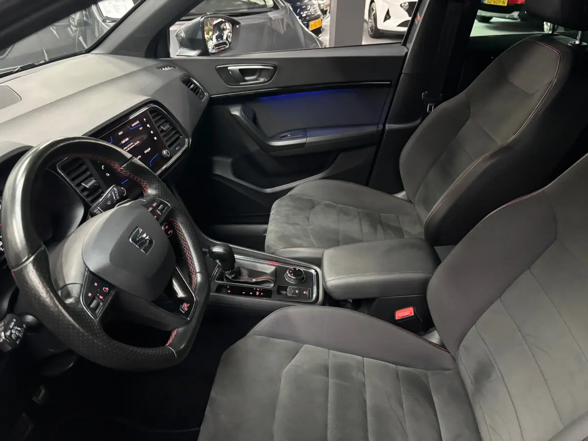Ateca 1.5 TSI FR Business Intense / Camera / Carplay / Trekhaak