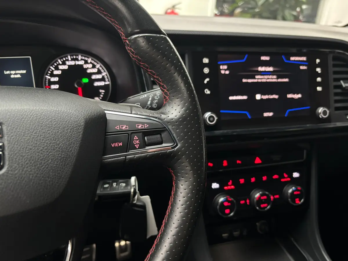 Ateca 1.5 TSI FR Business Intense / Camera / Carplay / Trekhaak