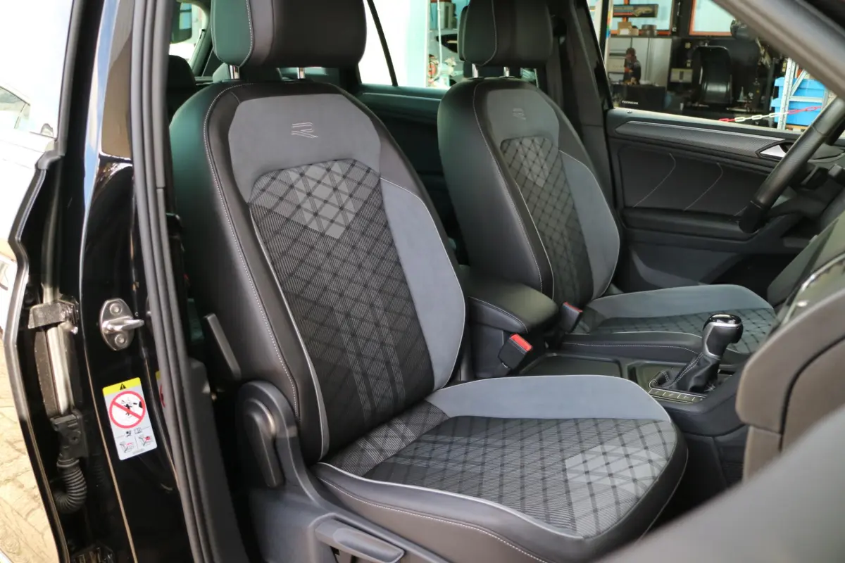 Tiguan 1.4 TSI eHybrid R-Line PHEV | SOH 99% | Camera | Compleet! |
