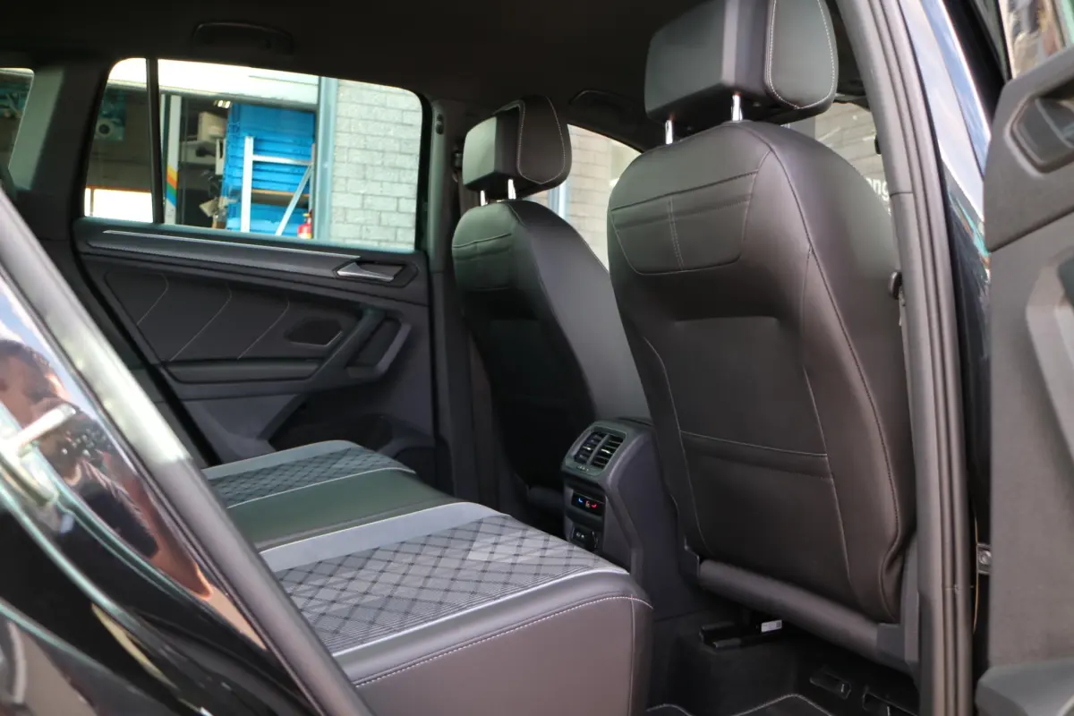 Tiguan 1.4 TSI eHybrid R-Line PHEV | SOH 99% | Camera | Compleet! |