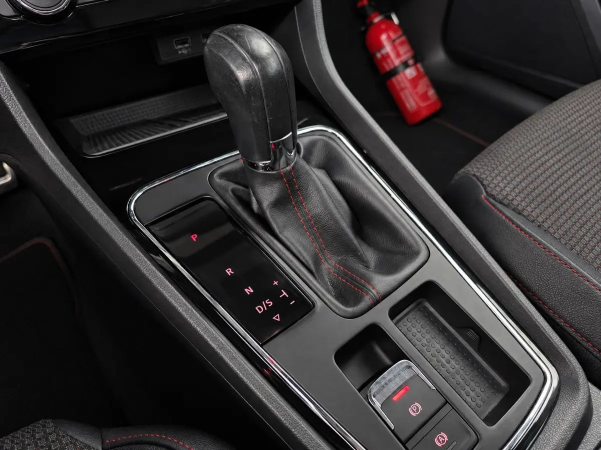 Leon ST 2.0 TSI FR Business Intense |Panoramadak|
