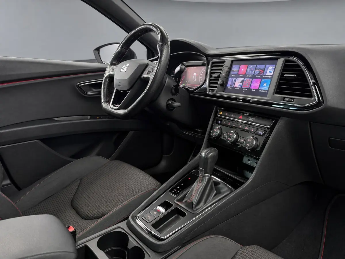 Leon ST 2.0 TSI FR Business Intense |Panoramadak|