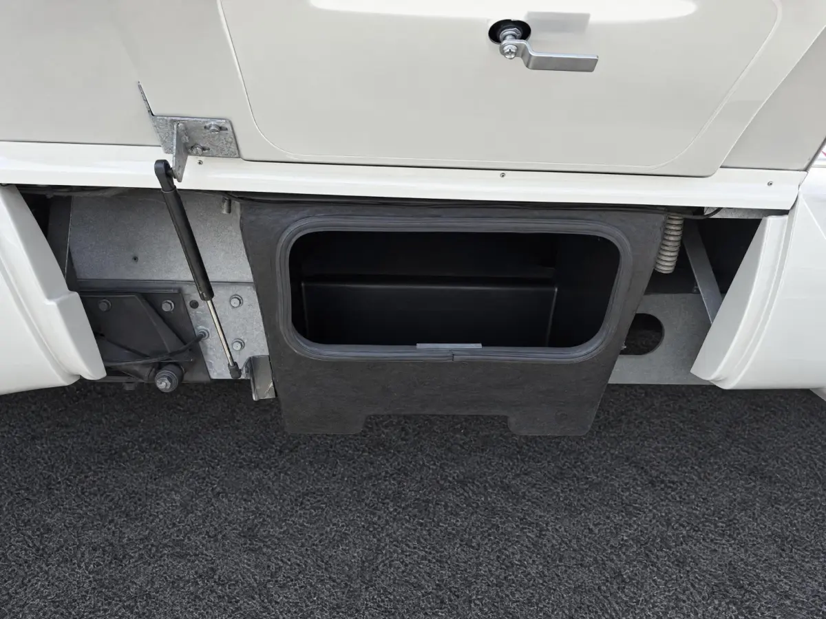 Ducato Rapido 9090 DF 2.3 35 design AL-KO chassis dubbele bodum