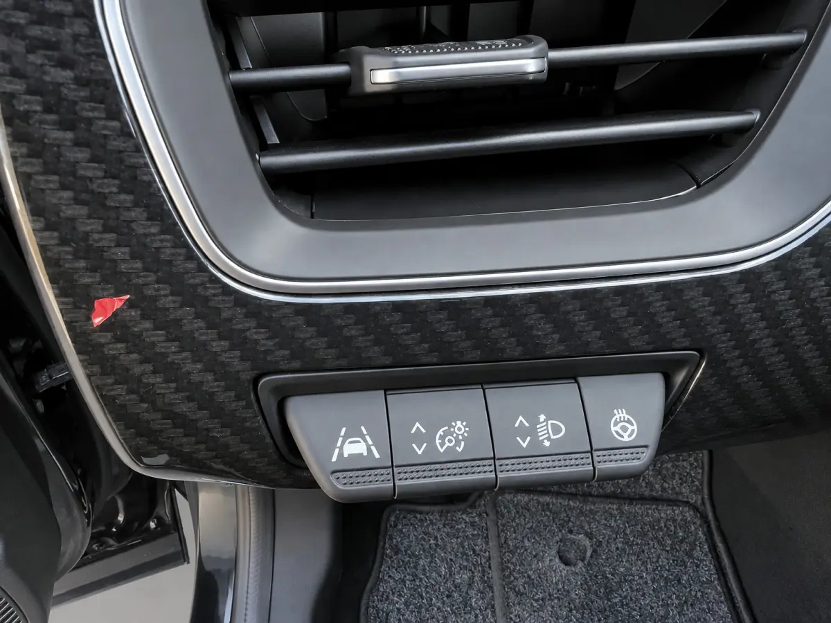 Arkana 1.6 E-Tech Hybrid 145 R.S. Line, Full Options