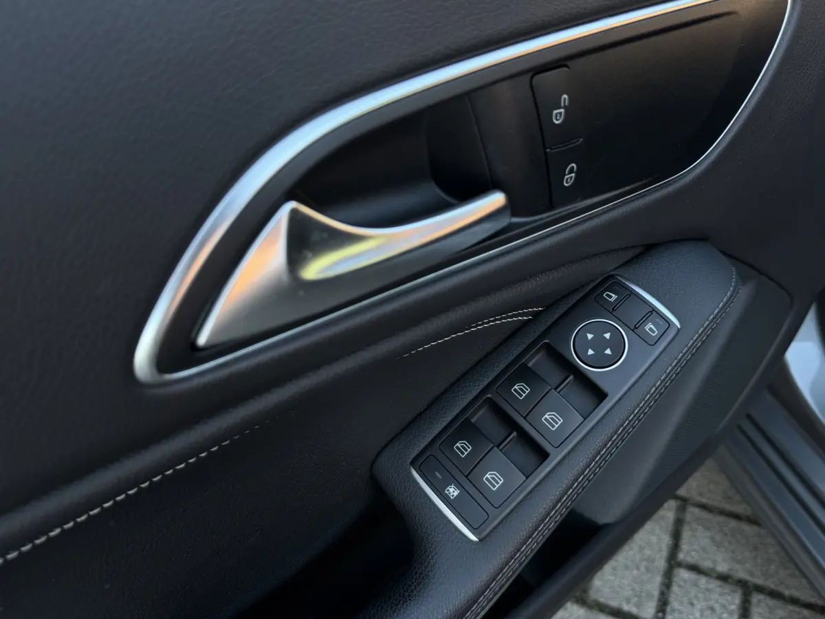 CLA Shooting Brake 200 d Business Solution I Aut. I Carplay I 100.000 km