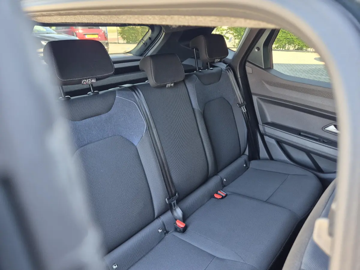 Duster 1.6 Hybrid 140 Journey Camera, Climate Control, Apple/Android Auto
