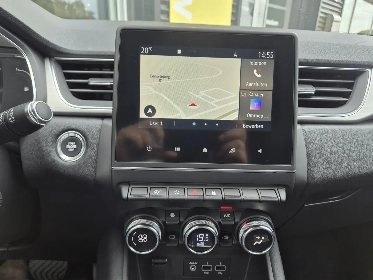 Captur 1.3 TCe 130 EDC AUTOMAAT Intens Camera, Navigatie, Apple/Android Auto, 1e eigenaar