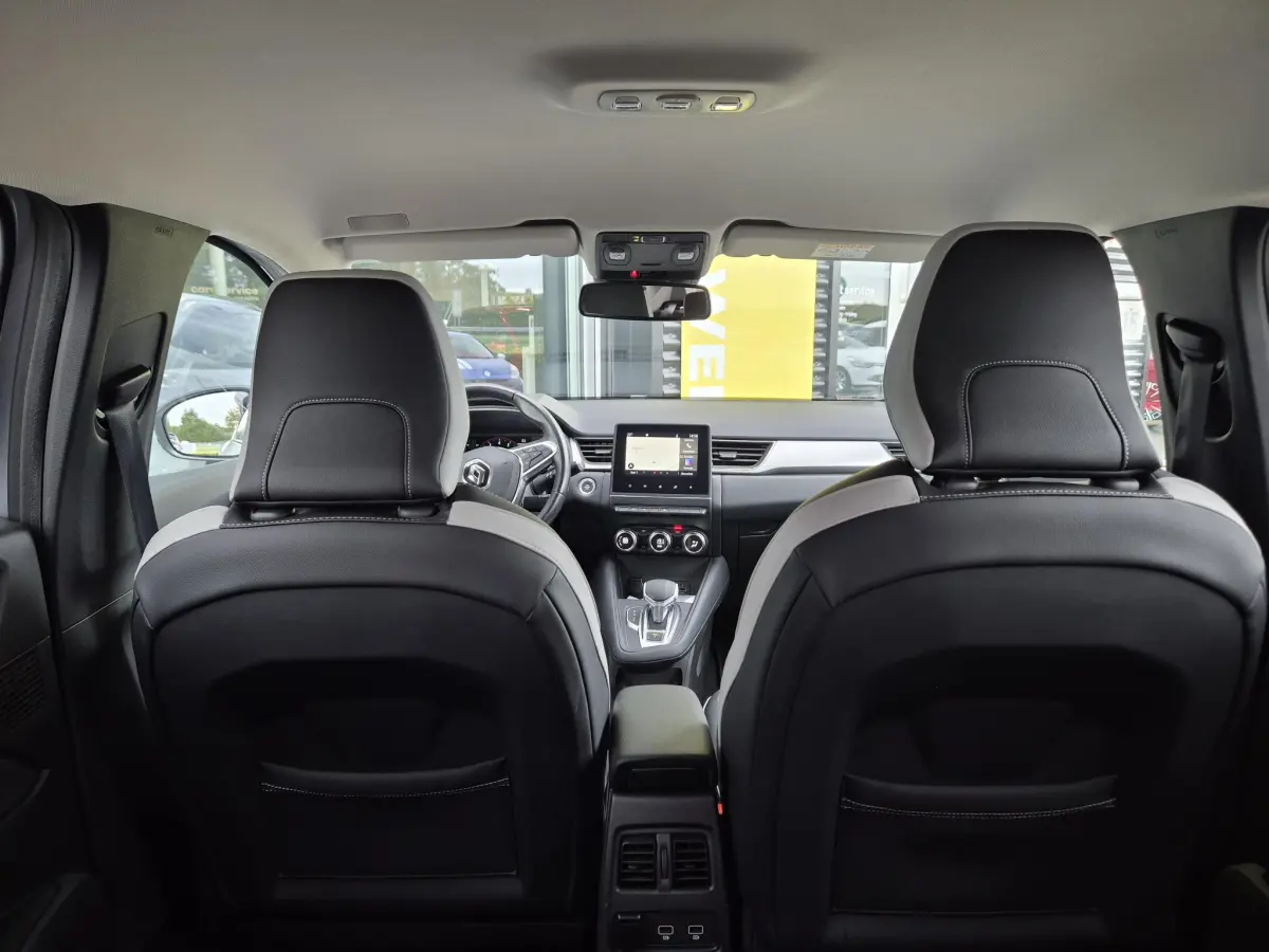 Captur 1.3 TCe 130 EDC AUTOMAAT Intens Camera, Navigatie, Apple/Android Auto, 1e eigenaar