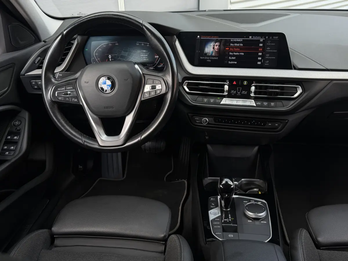1 Serie 118i Business Edition I Aut. I Sport-Line I Clima I Carplay