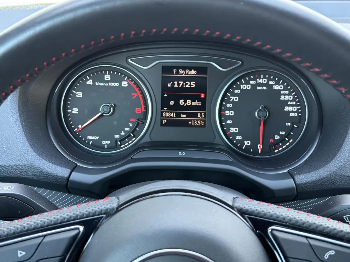 Q2 35 TFSI CoD Sport Pro Line S