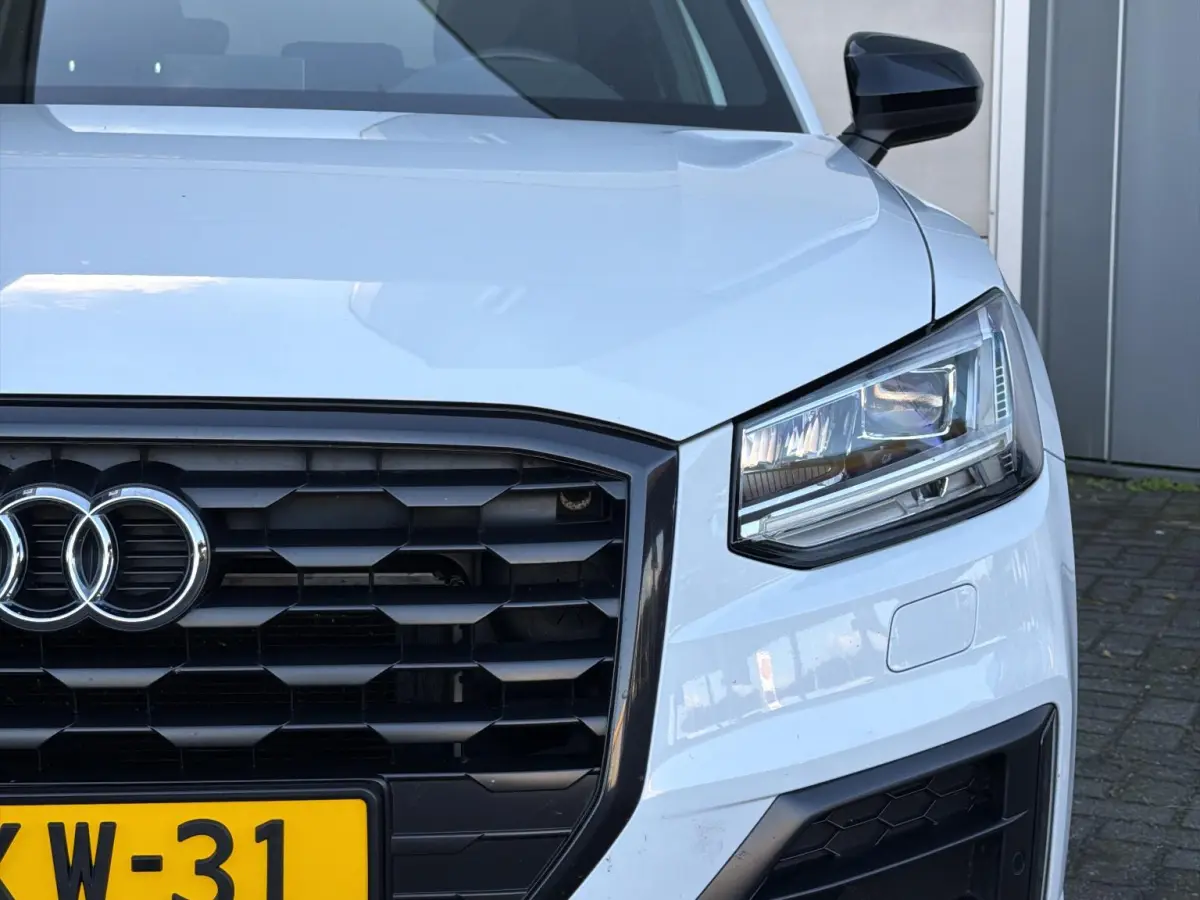 Q2 35 TFSI CoD Sport Pro Line S