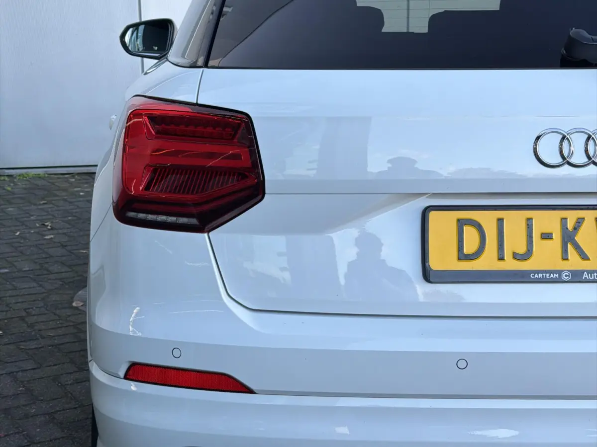 Q2 35 TFSI CoD Sport Pro Line S