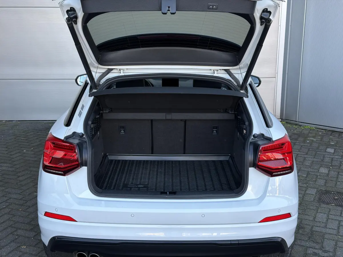 Q2 35 TFSI CoD Sport Pro Line S