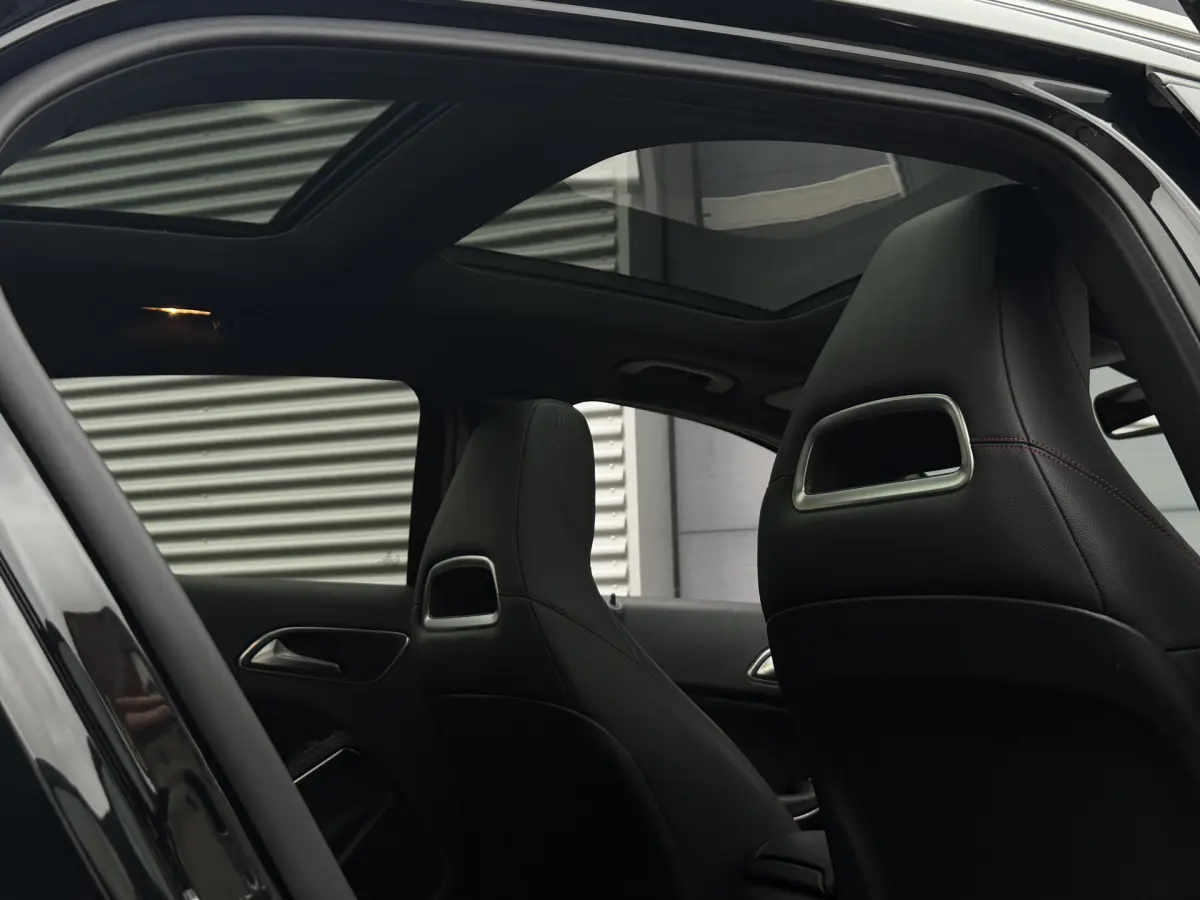 GLA 250 4Matic Premium I Aut. I AMG I Pano.dak I Camera