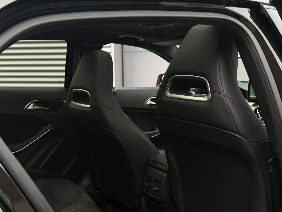 GLA 250 4Matic Premium I Aut. I AMG I Pano.dak I Camera