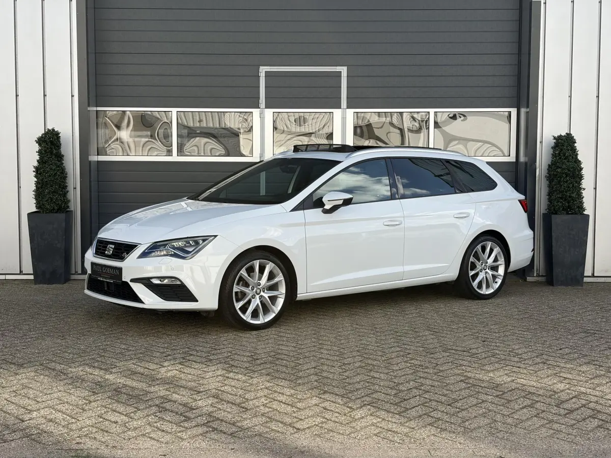 Leon ST 1.4 EcoTSI FR Business Intense | LED | Alcantara | Virtual | Pano | Seat Sound | Climate |