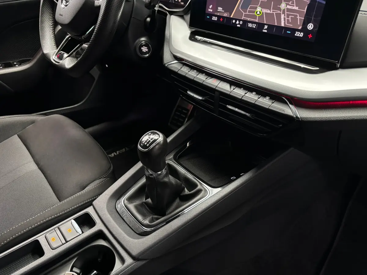 Octavia Combi 1.0 TSI Sport Business / Navigatie