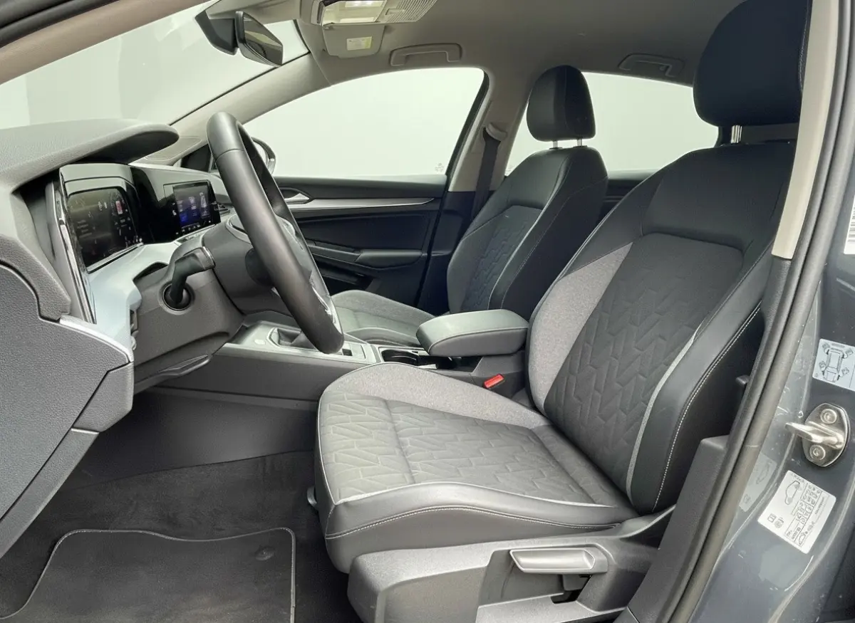 Golf 1.5 TSI GOAL Edition, FULL OPTIONS, ALL SEASON BANDEN, NIEUWSTAAT