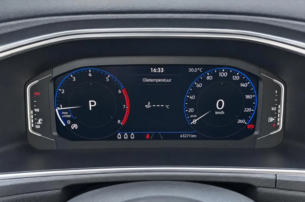 T-Roc 1.5 TSI R-Line BOVAG GARANTIE ACC/CARPLAY/CAMERA