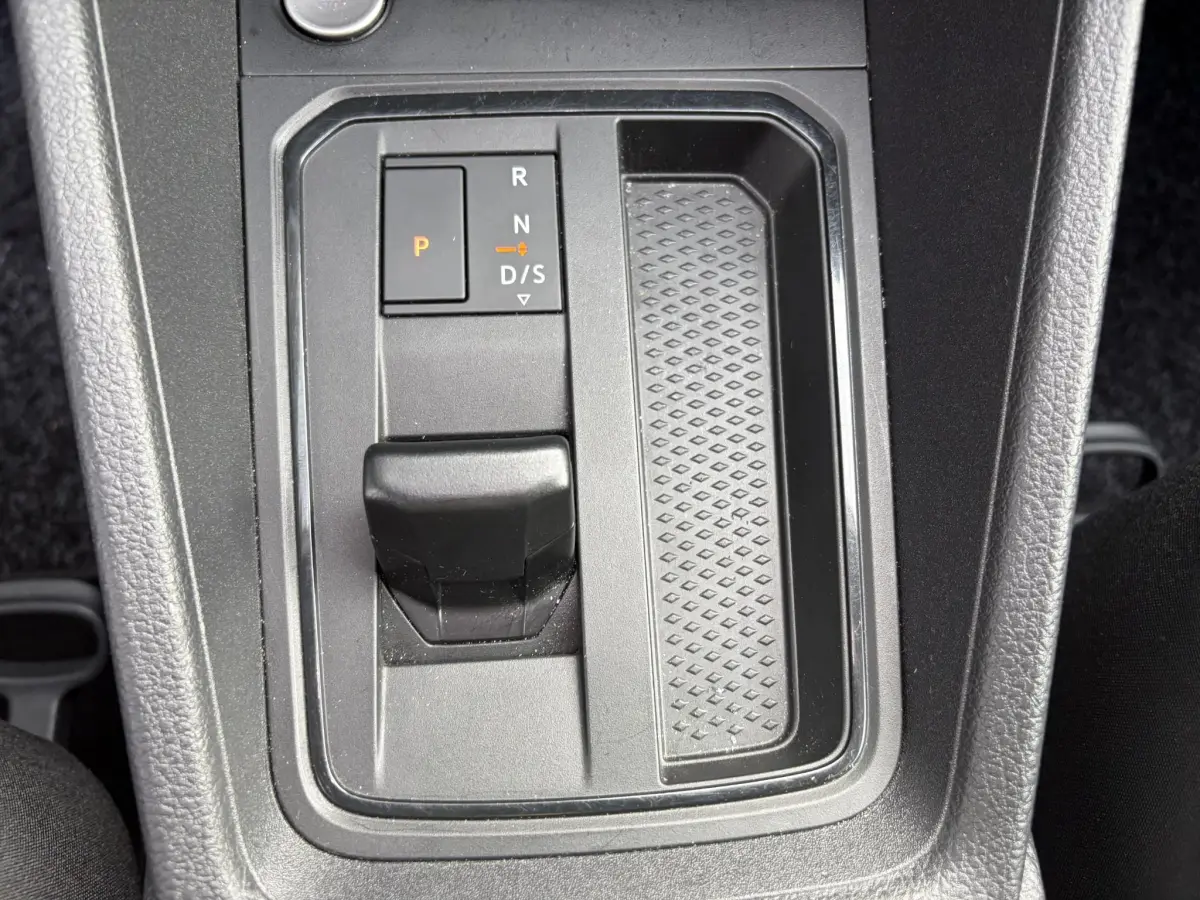 Caddy Cargo Maxi 2.0 TDI Style | Maxton | Stoel verwarming | Camera | Sensoren | CarPlay |