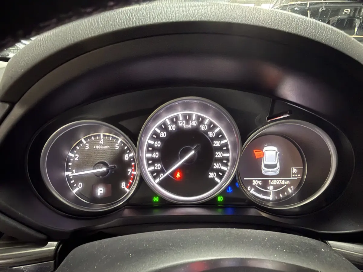CX-5 2.0 SkyActiv-G 165 Skylease Luxury // Bose // Leer // Head-up