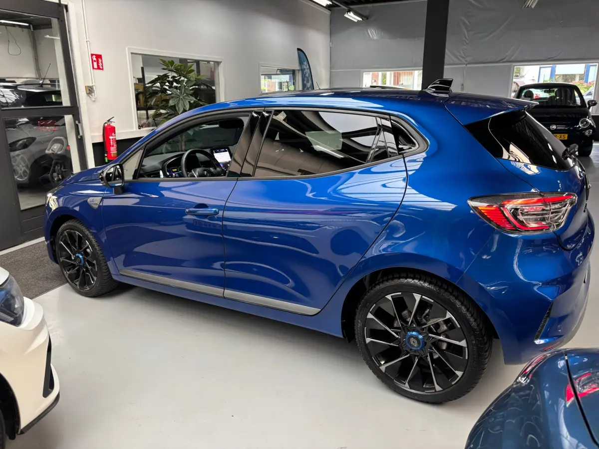 Clio 1.6 E-Tech Full Hybrid 145 esprit Alpine / Camera / Navi