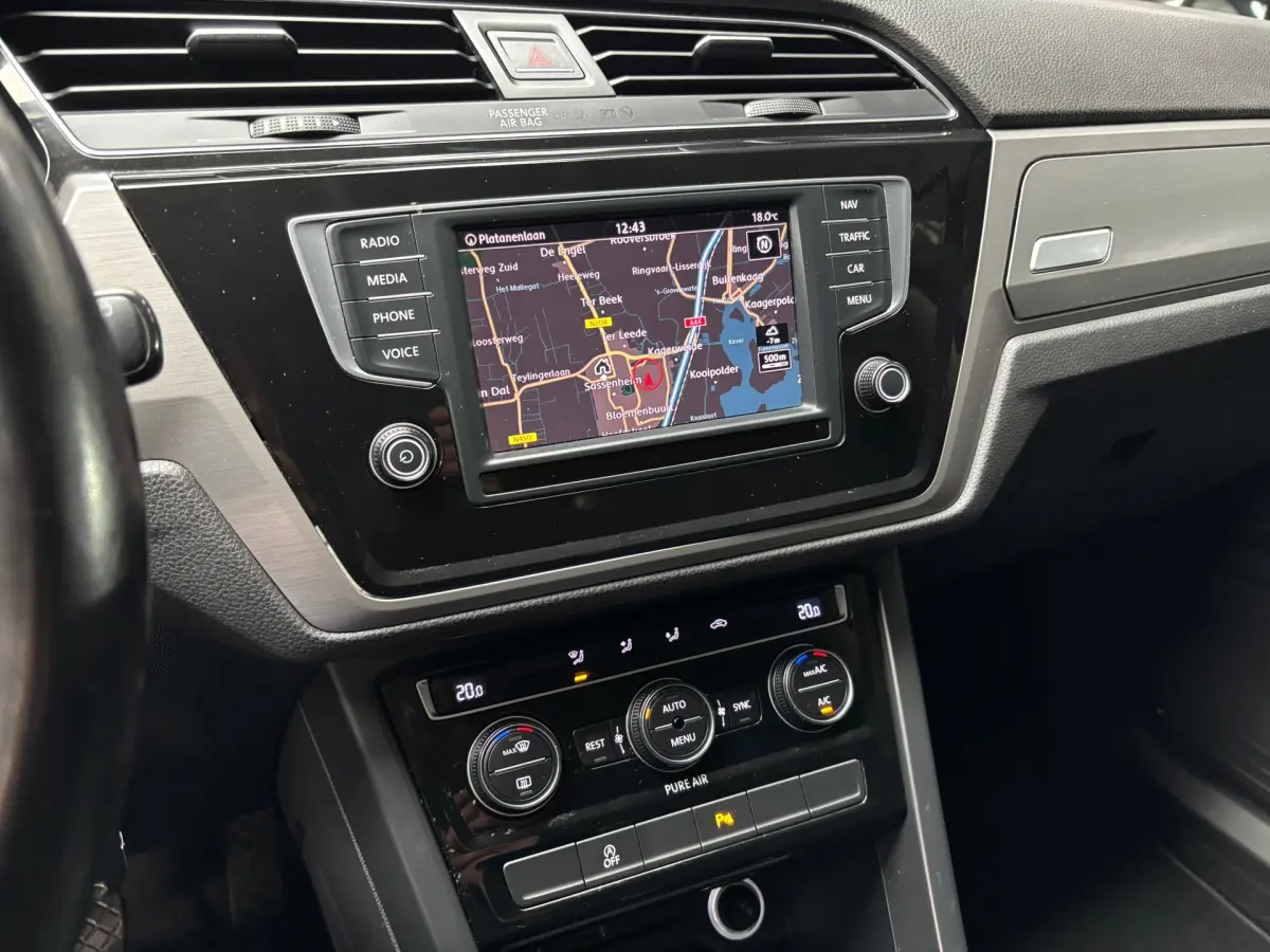 Touran 1.2 TSI Comfortline 7persoons / Navi