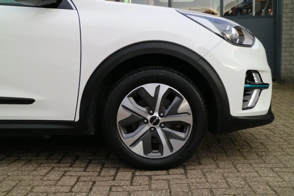 e-Niro DynamicLine 64 kWh | SOH 94.4 % | Camera | Accu Garantie! | Goed onderhouden! |