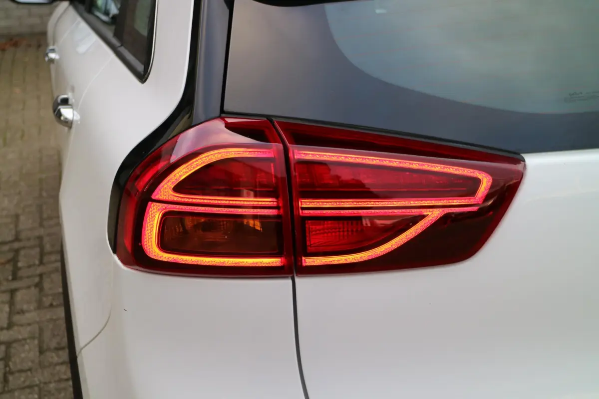 e-Niro DynamicLine 64 kWh | SOH 94.4 % | Camera | Accu Garantie! | Goed onderhouden! |