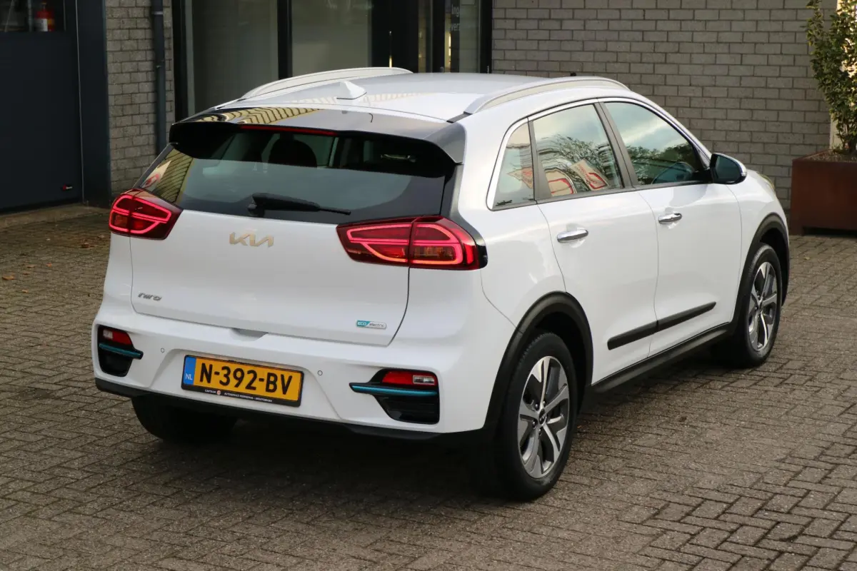 e-Niro DynamicLine 64 kWh | SOH 94.4 % | Camera | Accu Garantie! | Goed onderhouden! |