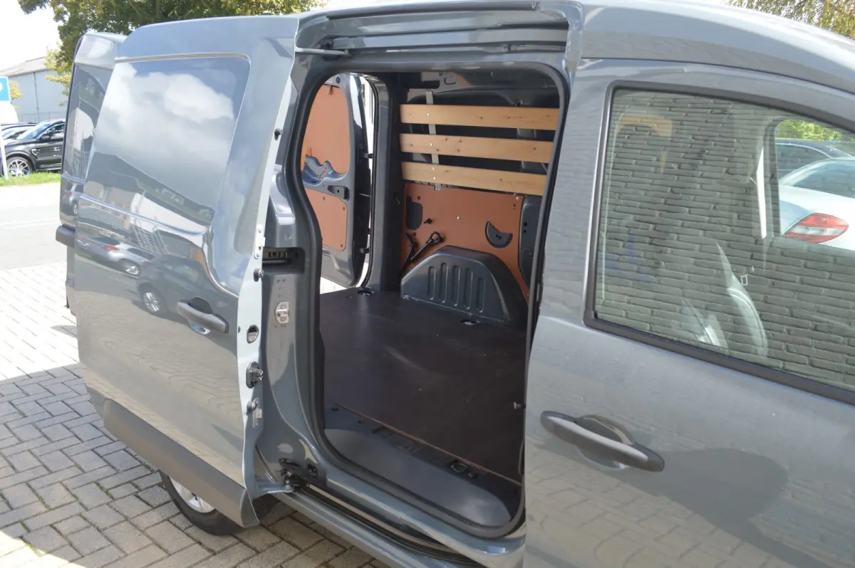 Express 1.3 TCe 100 Comfort + / BOVAG RIJKLAARPRIJS