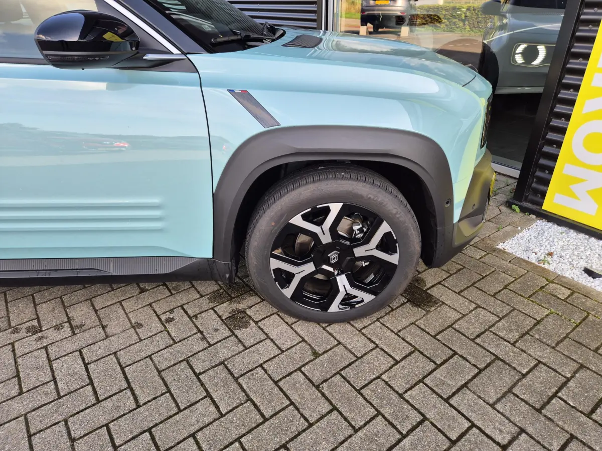 4 comfort range techno 52 kWh Adapt. Cruise Control, Elektr. A-klep, Camera, Google on board, Apple/An