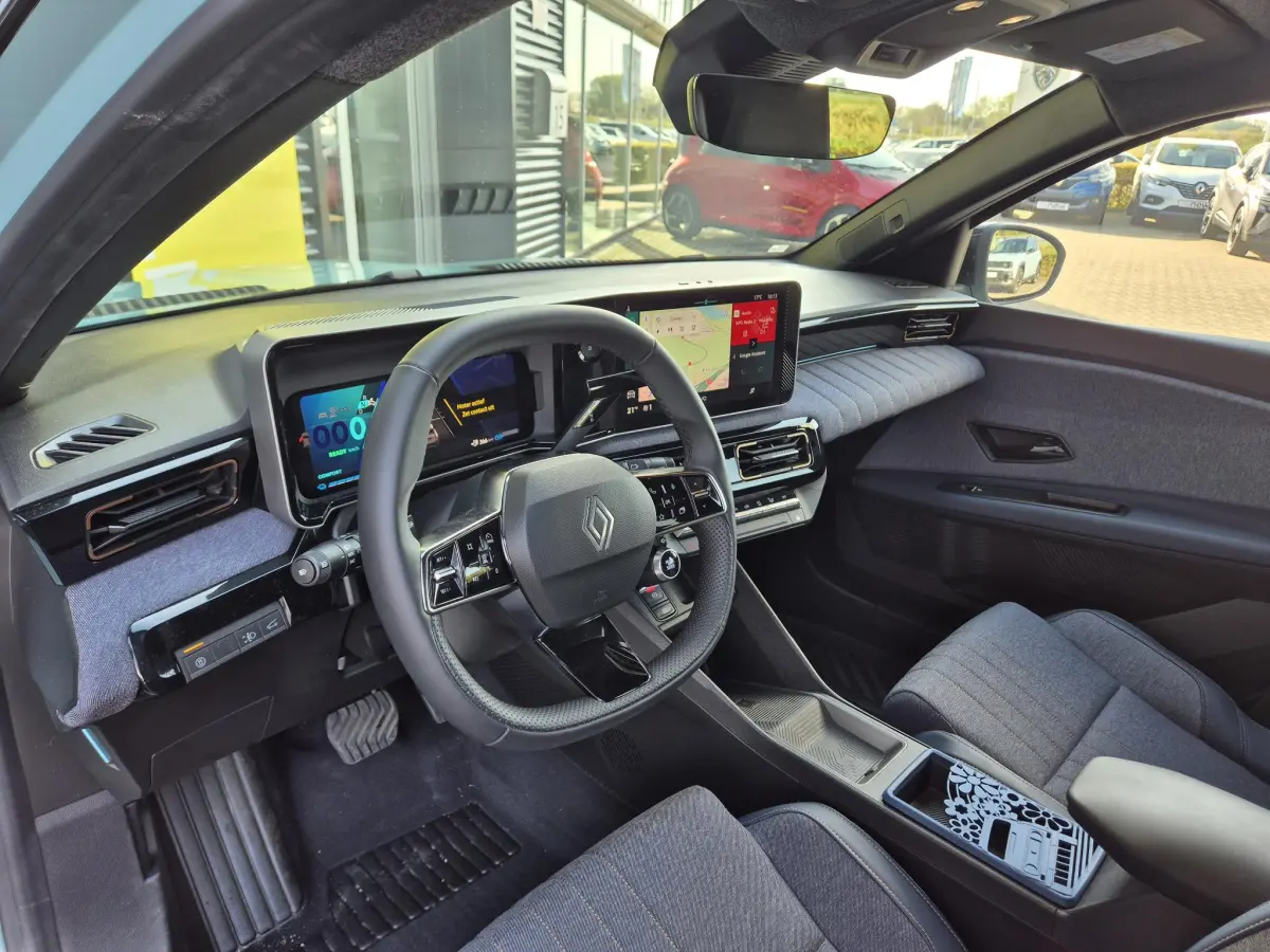 4 comfort range techno 52 kWh Adapt. Cruise Control, Elektr. A-klep, Camera, Google on board, Apple/An