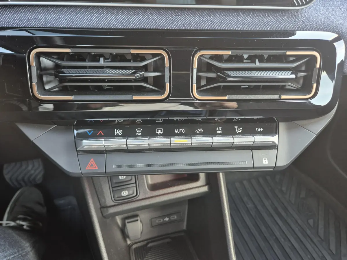 4 comfort range techno 52 kWh Adapt. Cruise Control, Elektr. A-klep, Camera, Google on board, Apple/An