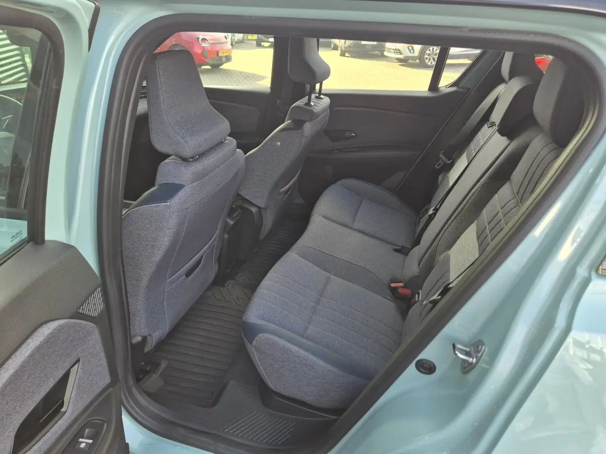 4 comfort range techno 52 kWh Adapt. Cruise Control, Elektr. A-klep, Camera, Google on board, Apple/An