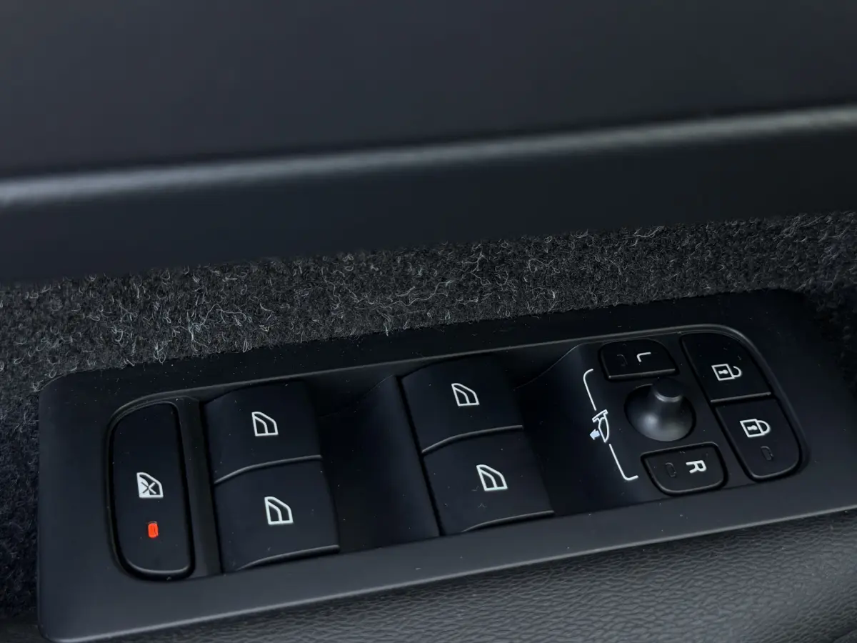 XC40 1.5 T3 Momentum I Aut. I Camera I Pano.dak I Harman Kardon