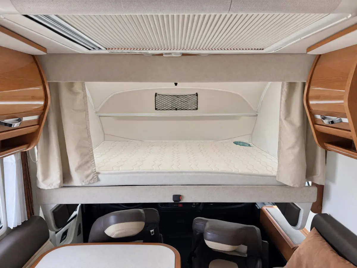 Ducato Rapido 9090 DF 2.3 35 design AL-KO chassis dubbele bodum