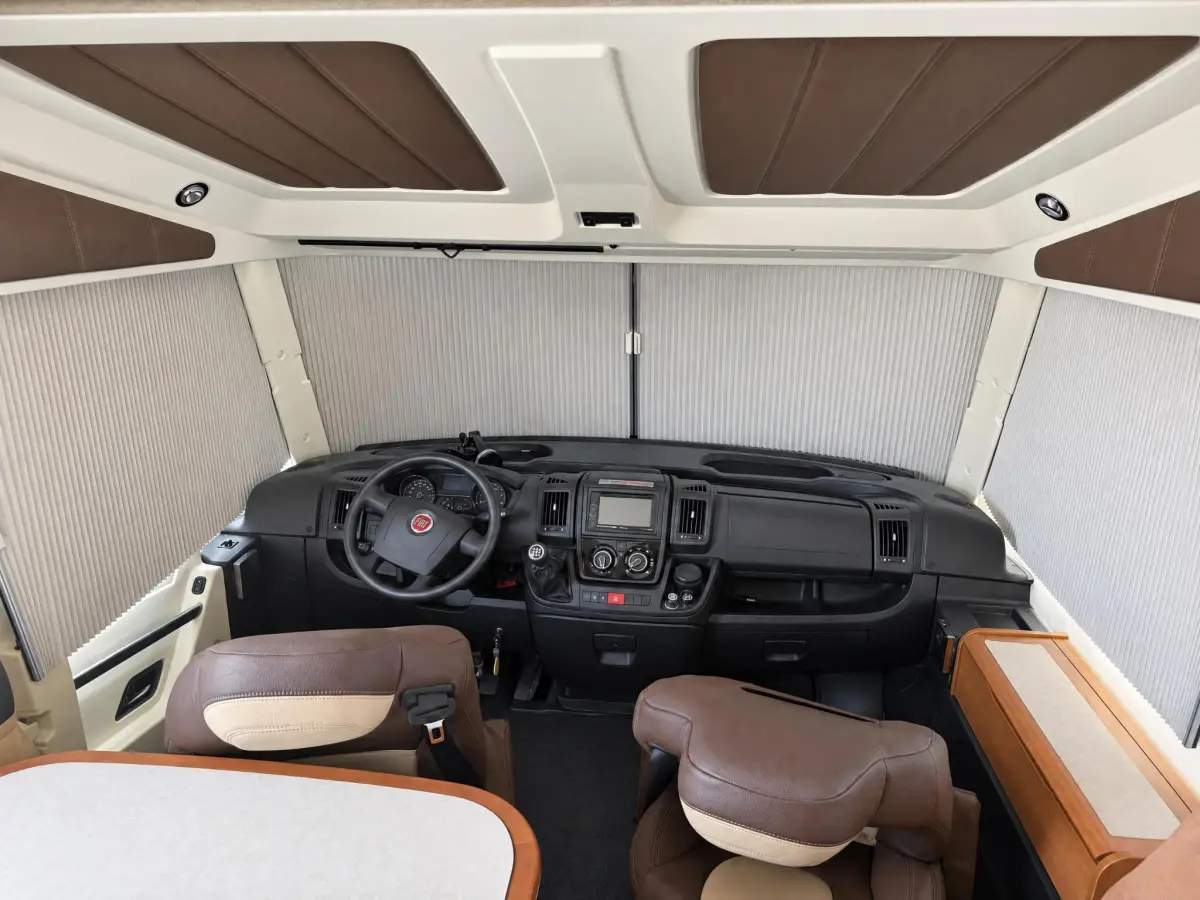 Ducato Rapido 9090 DF 2.3 35 design AL-KO chassis dubbele bodum
