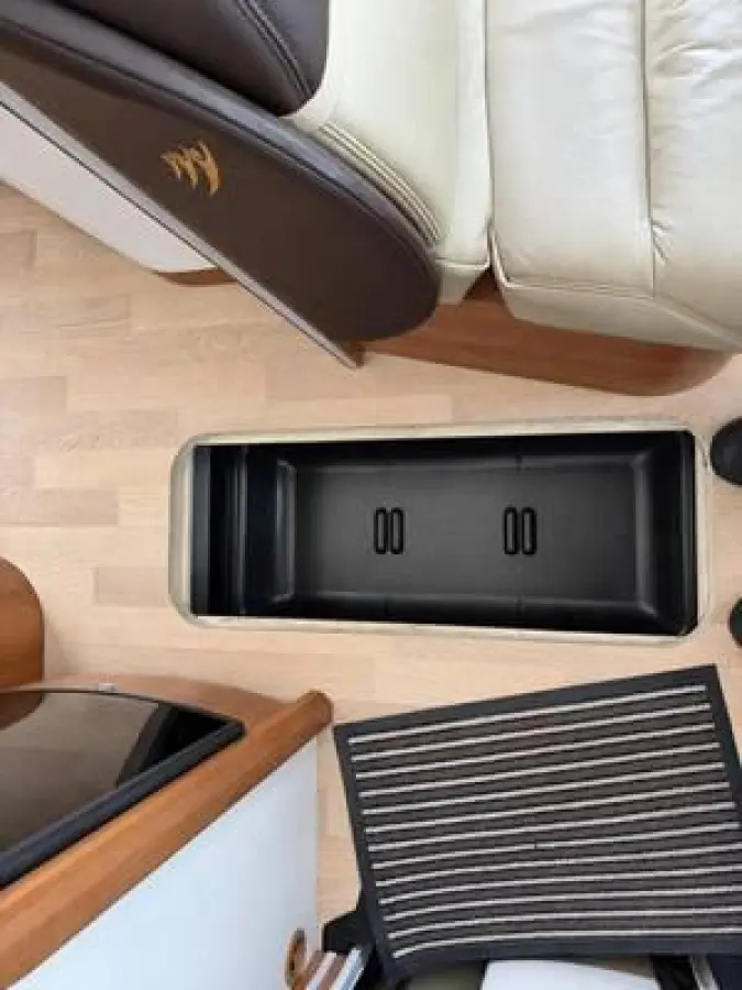 Ducato Rapido 9090 DF 2.3 35 design AL-KO chassis dubbele bodum