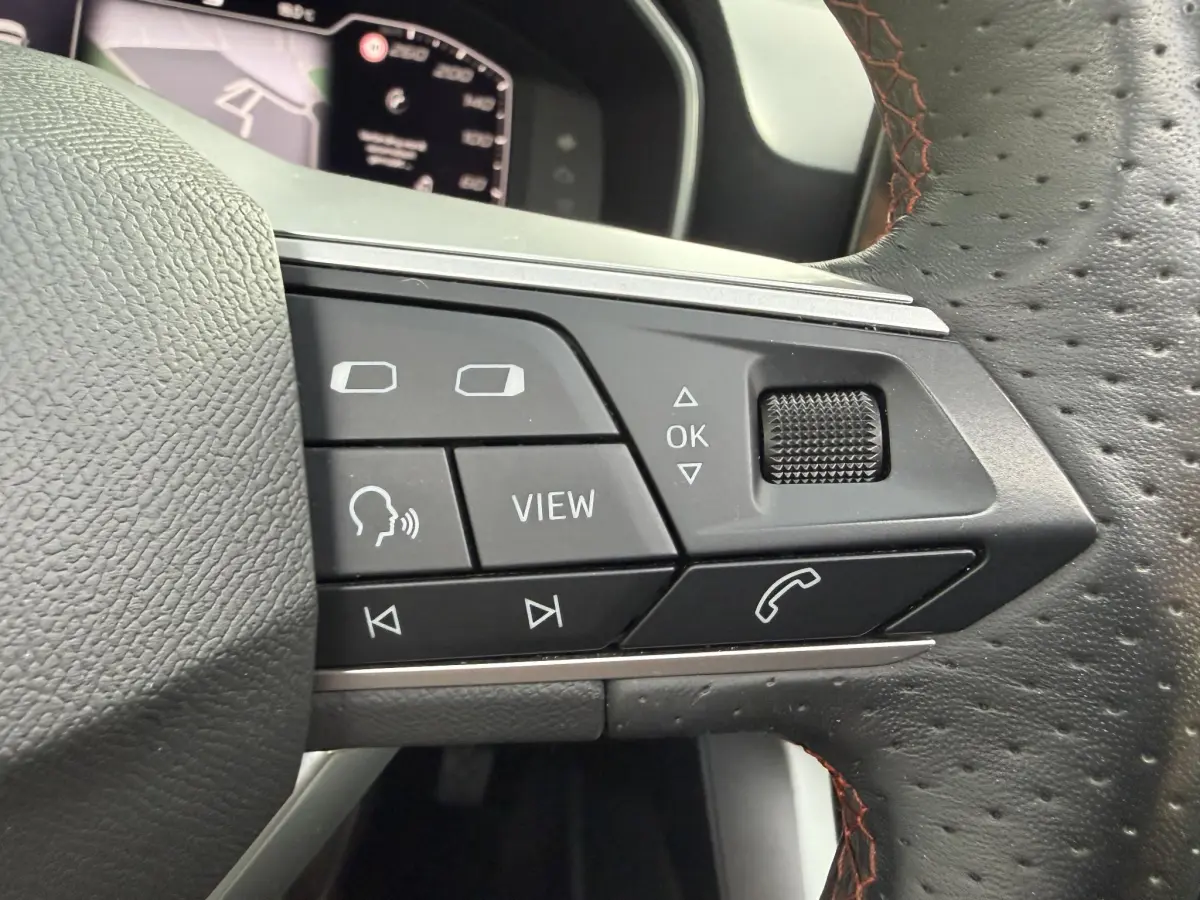 Leon 1.4 TSI eHybrid PHEV FR Business Intense | Pano | Virtual | Camera | LED | Elektrische Stoel | Sfeer