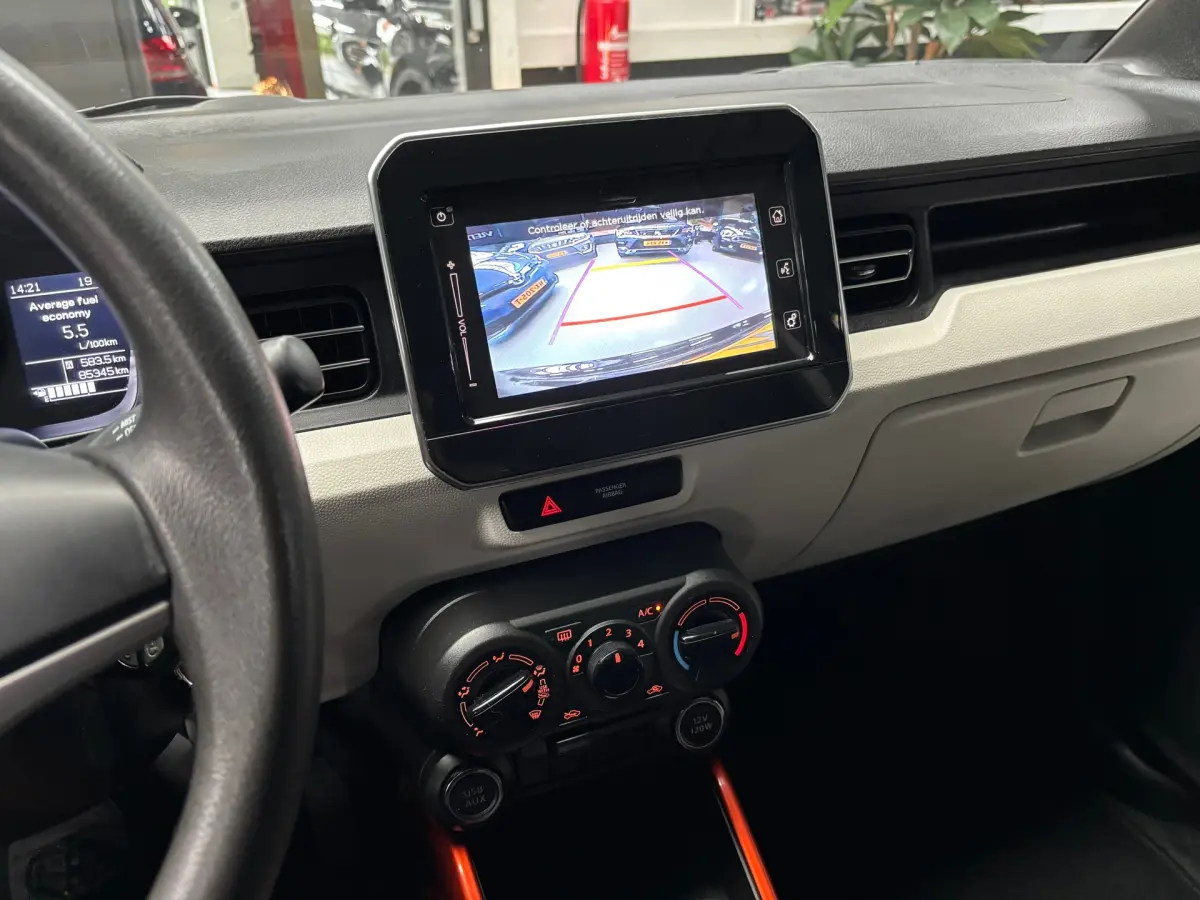Ignis 1.2 Select / Camera / Carplay