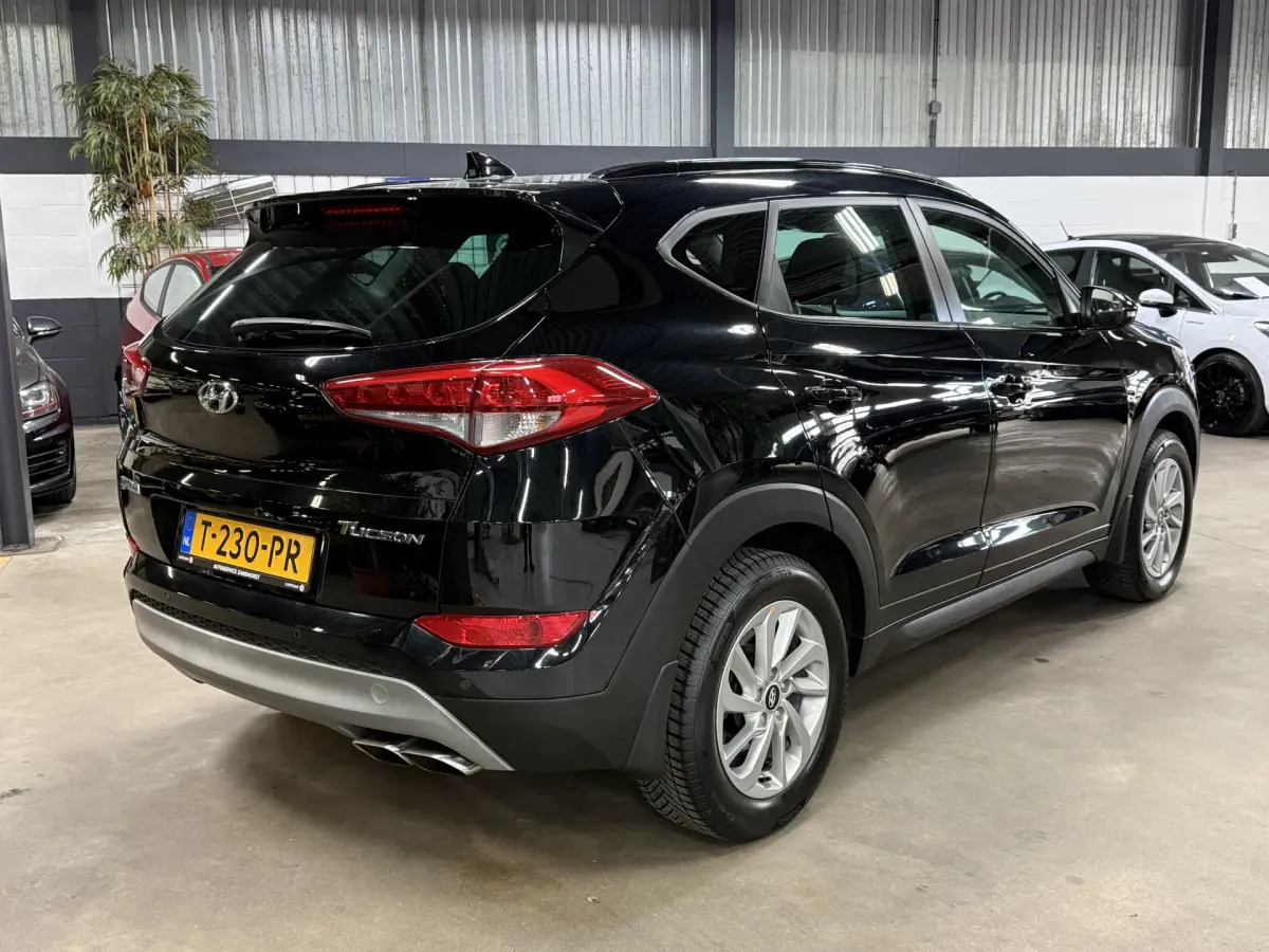 Tucson 1.6 T-GDi Comfort // 17 inch // Cruise // Navi