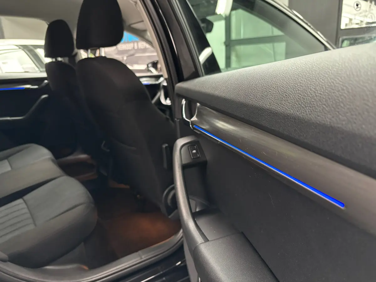 Octavia Combi 1.5 TSI Greentech Business Edition Plus / Carplay