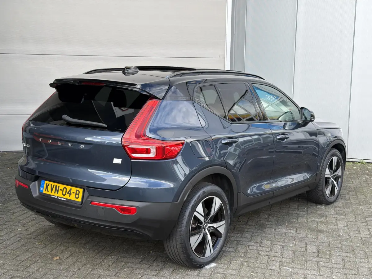 XC40 1.5 T5 Recharge R-Design | Panodak | Leder |