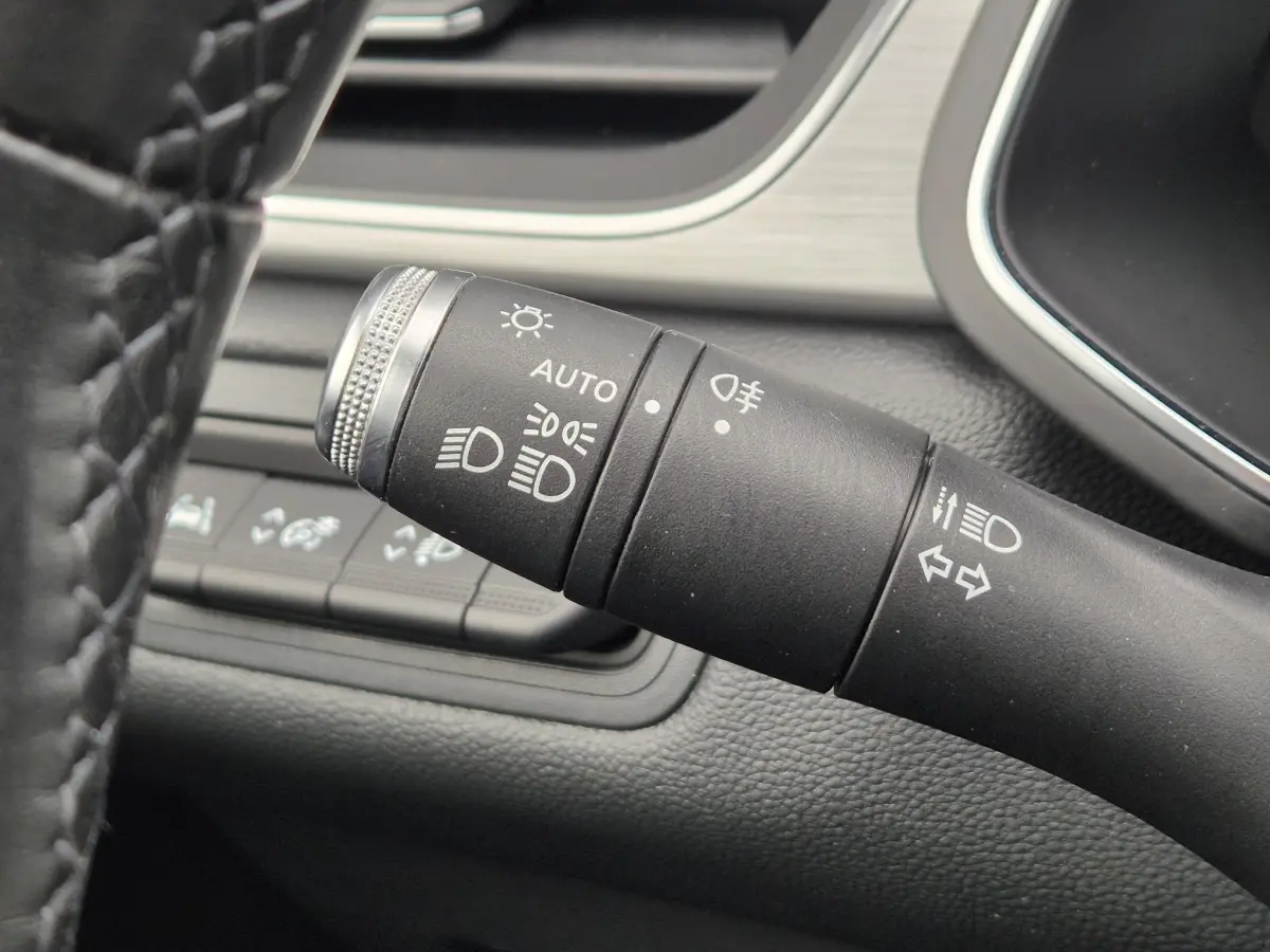 Captur 1.3 TCe 130 EDC AUTOMAAT Intens Camera, Navigatie, Apple/Android Auto, 1e eigenaar