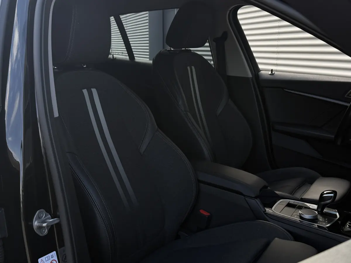 1 Serie 118i Business Edition I Aut. I Sport-Line I Clima I Carplay