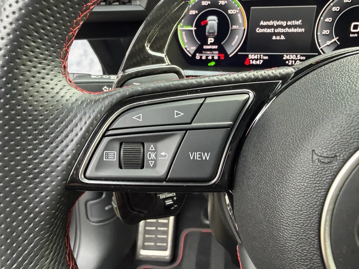 A3 Sportback 45 TFSI e S edition Competition | Pano | RS stoelen | B & O | Camera | Carbon pakket |